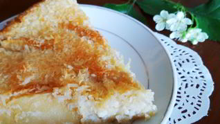 Творожный пирог с яблоками в кокосовой карамели