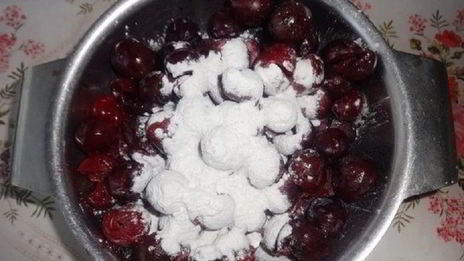 вишневый пирог в духовке