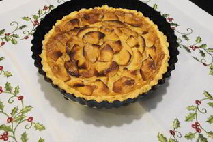 Яблочный песочный пирог