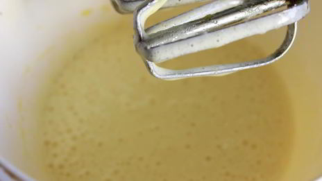 яблочный пирог-перевертыш в мультиварке