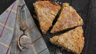 Яблочный пирог с манкой