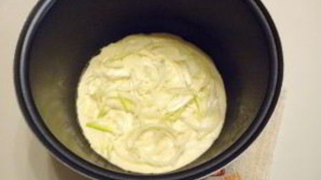 заливной пирог с рыбными консервами