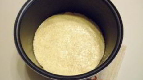 заливной пирог с рыбными консервами