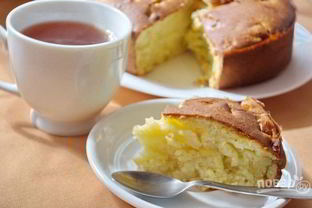 Заливной яблочный пирог