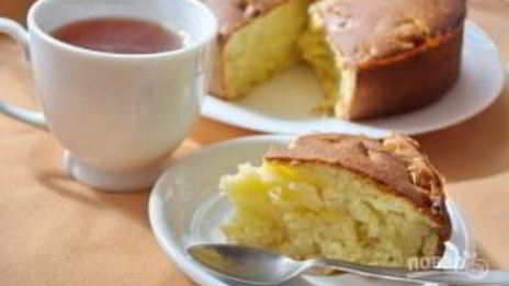 заливной яблочный пирог