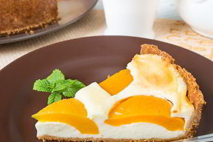 Заварной пирог с персиками