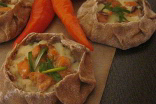 Карельские пирожки с картофелем и рыбой