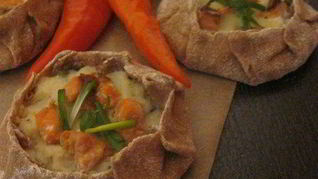 Карельские пирожки с картофелем и рыбой