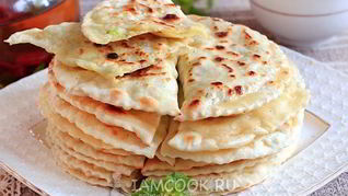 Кутабы с картофелем и сыром