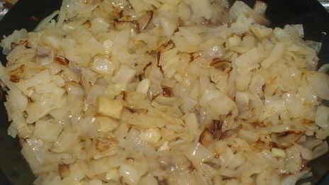 пирожки дрожжевые с капустой и мясом