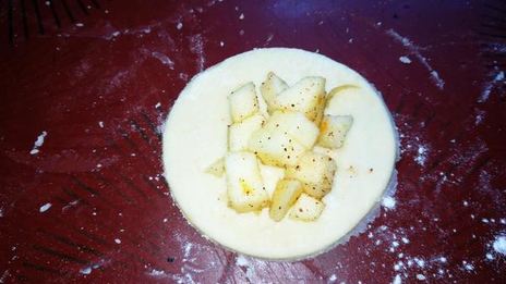 пирожки из сырного теста