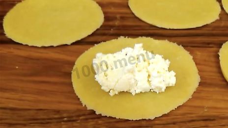 пирожки из теста на соде с творогом несладкие