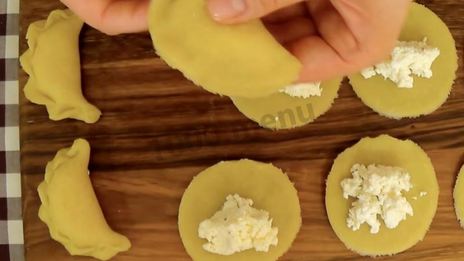 пирожки из теста на соде с творогом несладкие