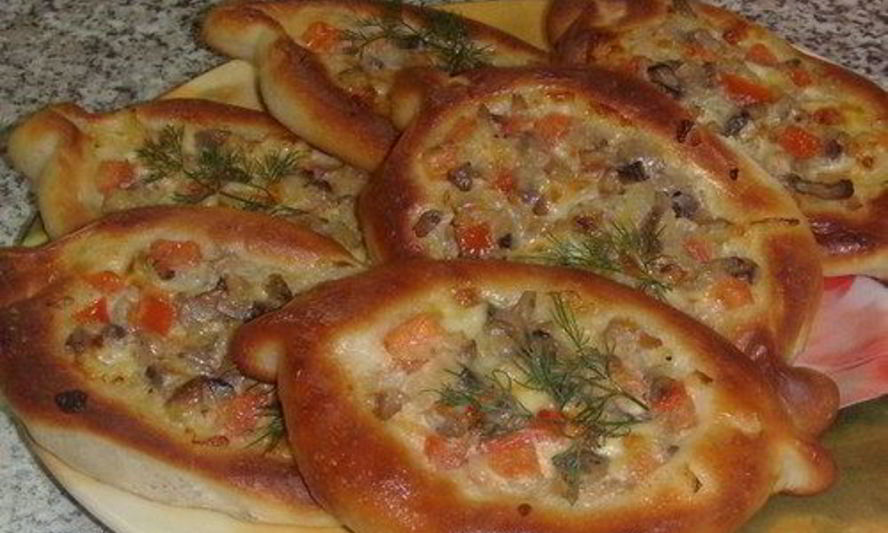 Рецепт пирожков-лодочек с грибной начинкой