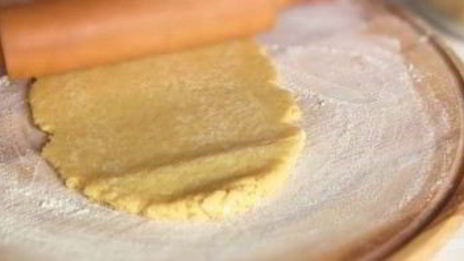 пирожки песочные с яблоками