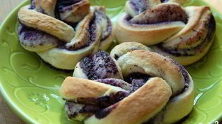 Пирожки с черникой