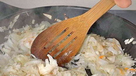 пирожки с квашеной капустой