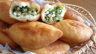 Пирожки с луком и яйцом