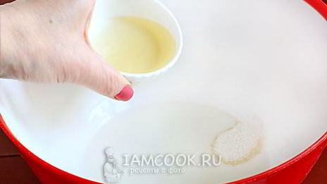 пирожки с рисом, яйцом и зеленым луком