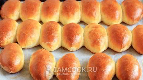 пирожки с рисом, яйцом и зеленым луком