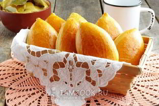 Пирожки с солеными грибами