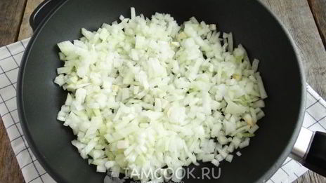 пирожки с солеными грибами