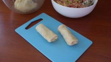 пирожки с сосисками и сыром