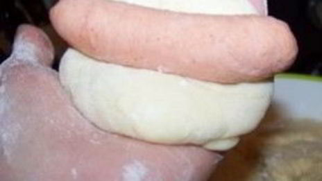 пирожки с сосиской