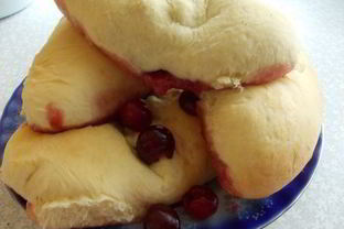 Пирожки с вишней