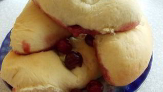 Пирожки с вишней