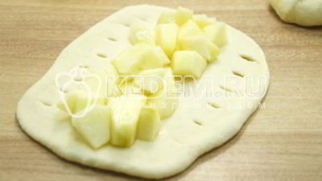 пирожки с яблоками в духовке