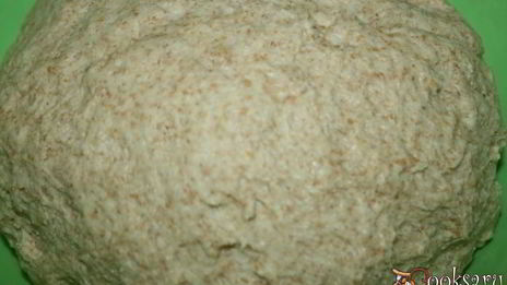 пирожки с зеленым луком, сыром и яйцом