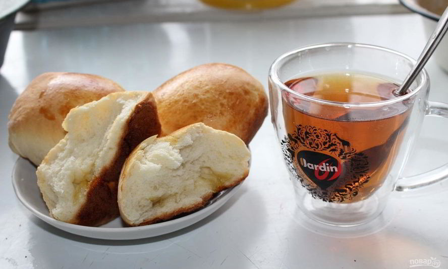 Рецепт пирожков со сливой из дрожжевого теста