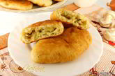 Жареные пирожки из заварного дрожжевого теста
