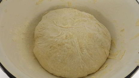 жареные пирожки из заварного дрожжевого теста