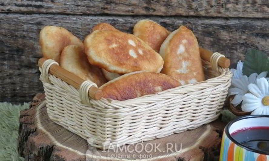 Рецепт жареных пирожков с капустой и яйцом