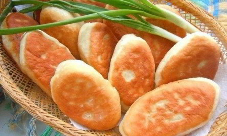 Рецепт жареных пирожков с куриной грудкой