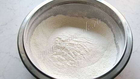 жареные пирожки с мясом и грибами