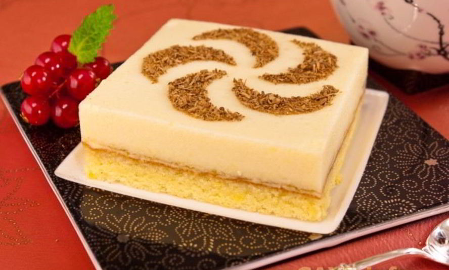 Рецепт бисквитного пирожного с апельсиновым суфле