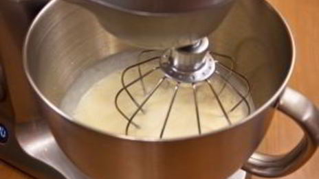 бисквитное пирожное с апельсиновым суфле