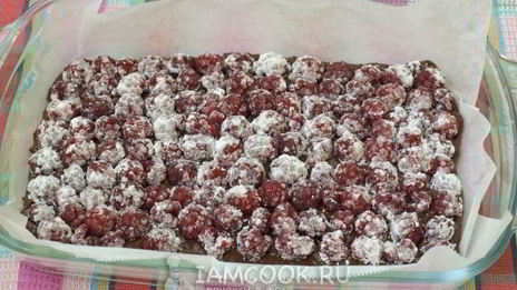 брауни с малиной