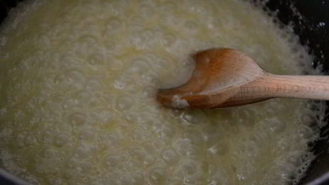 брауни с соленой карамелью