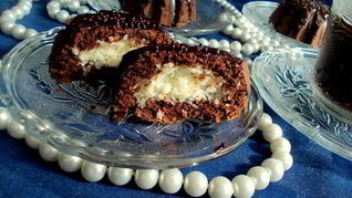 Кокосовые пирожные в шоколаде