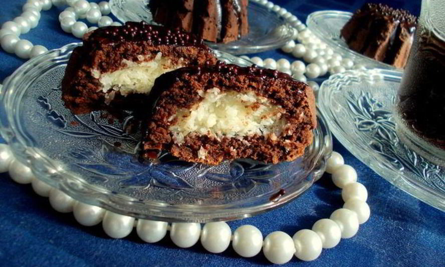 Рецепт кокосовых пирожных в шоколаде