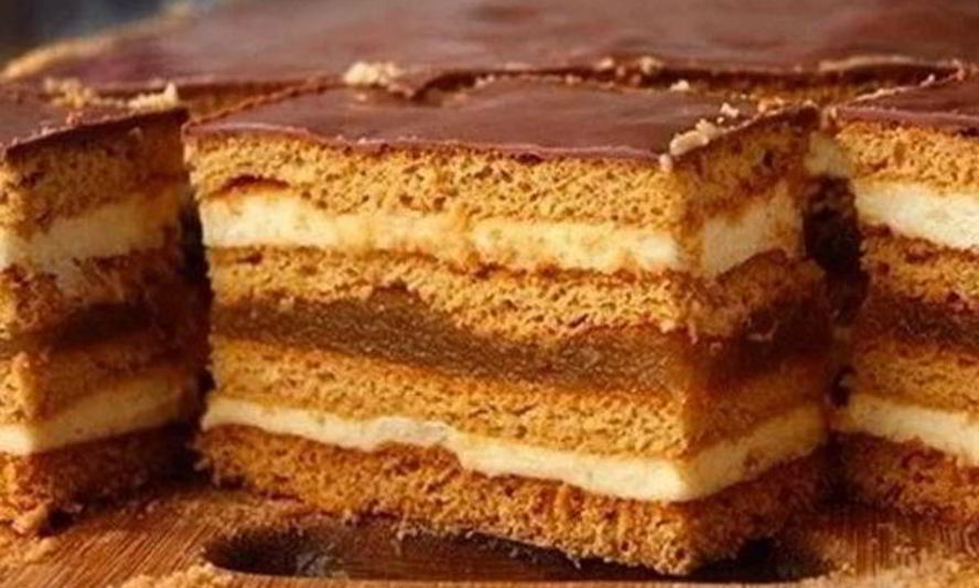 Рецепт медового пирожного с яблочным джемом