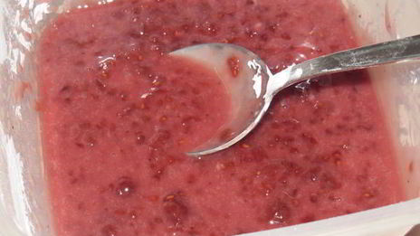 песочное пирожное малинка