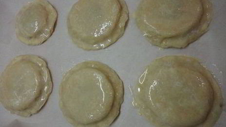 песочные пирожные с яблоками