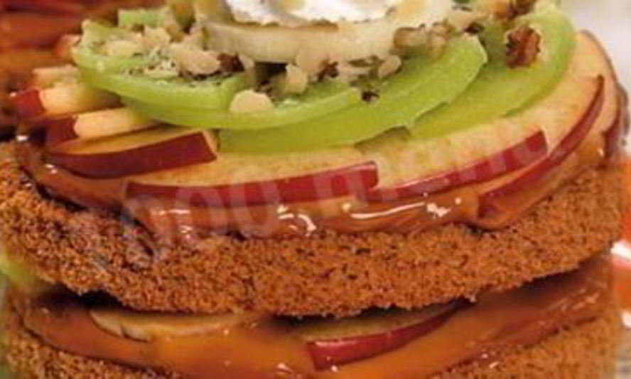 Рецепт пирожного башенки со сгущенным молоком и фруктами