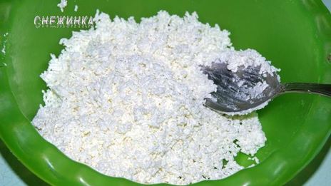 пирожное-безе со сливочно-творожно-малиновым кремом