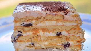 Пирожное из печенья со сгущенкой